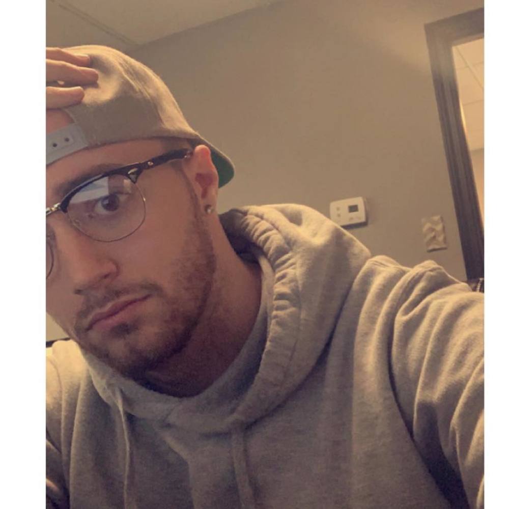 Meet your Posher, Mitchell